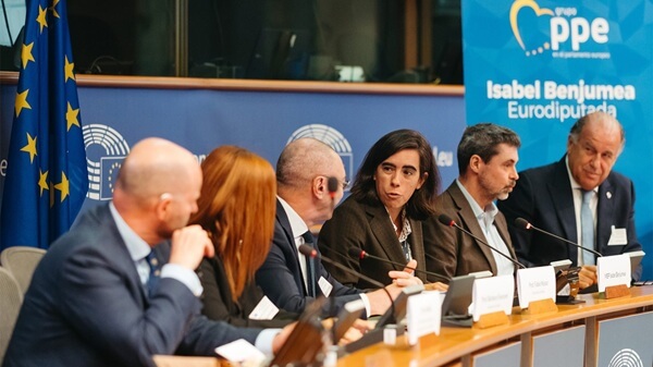 La caza y el tiro contribuyen con 180.000 millones de euros anuales a la economía europea La caza y el tiro contribuyen con 180.000 millones de euros anuales a la economía europea