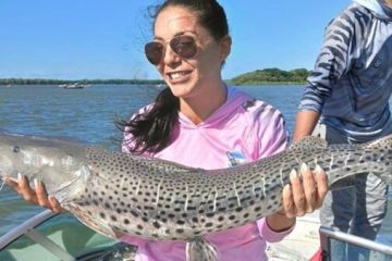 Tres mujeres ganaron el concurso de Pesca del Surubí