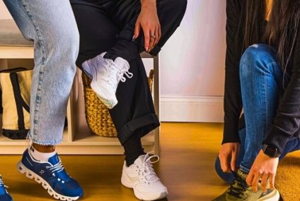 Las 5 mejores zapatillas con máxima amortiguación para estar horas de pie sin dolor Las 5 mejores zapatillas con máxima amortiguación para estar horas de pie sin dolor