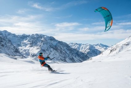 Volar en la nieve: Malargüe se consolida como el paraíso del snowkite y va por el título de Capital Nacional Volar en la nieve: Malargüe se consolida como el paraíso del snowkite y va por el título de Capital Nacional